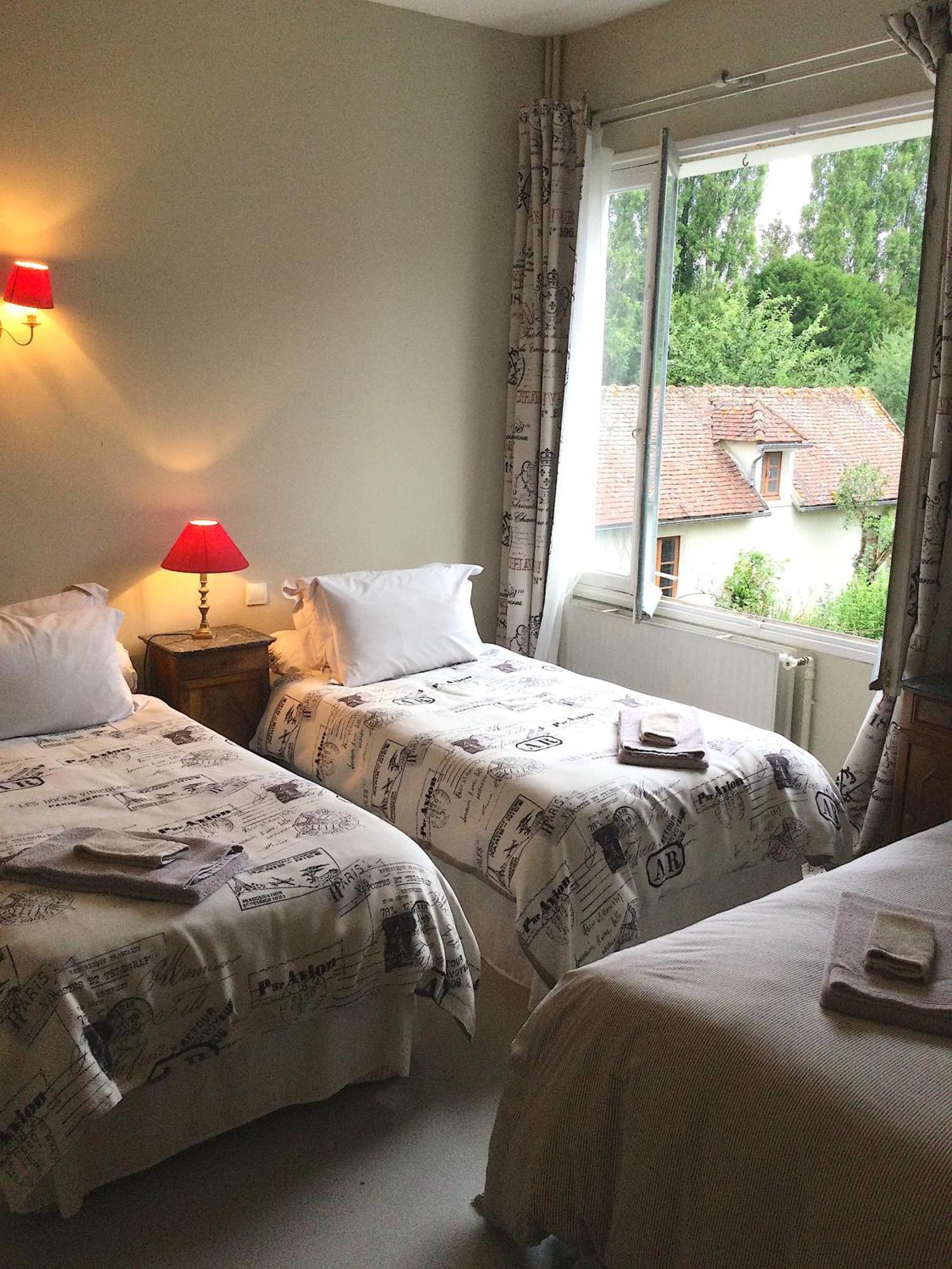 Le Logis Alexandra Bnb La Trimouille Eksteriør billede