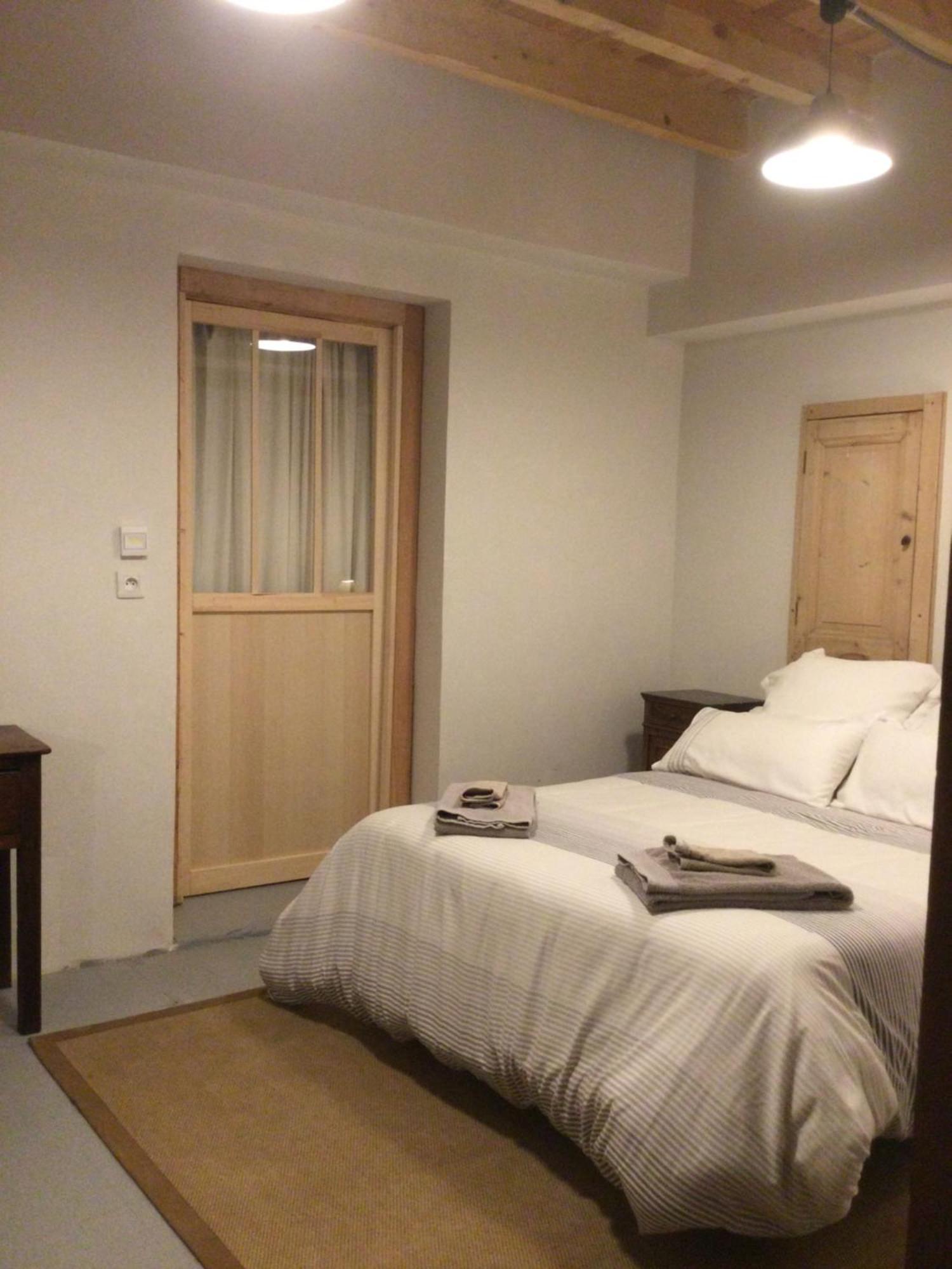 Le Logis Alexandra Bnb La Trimouille Eksteriør billede