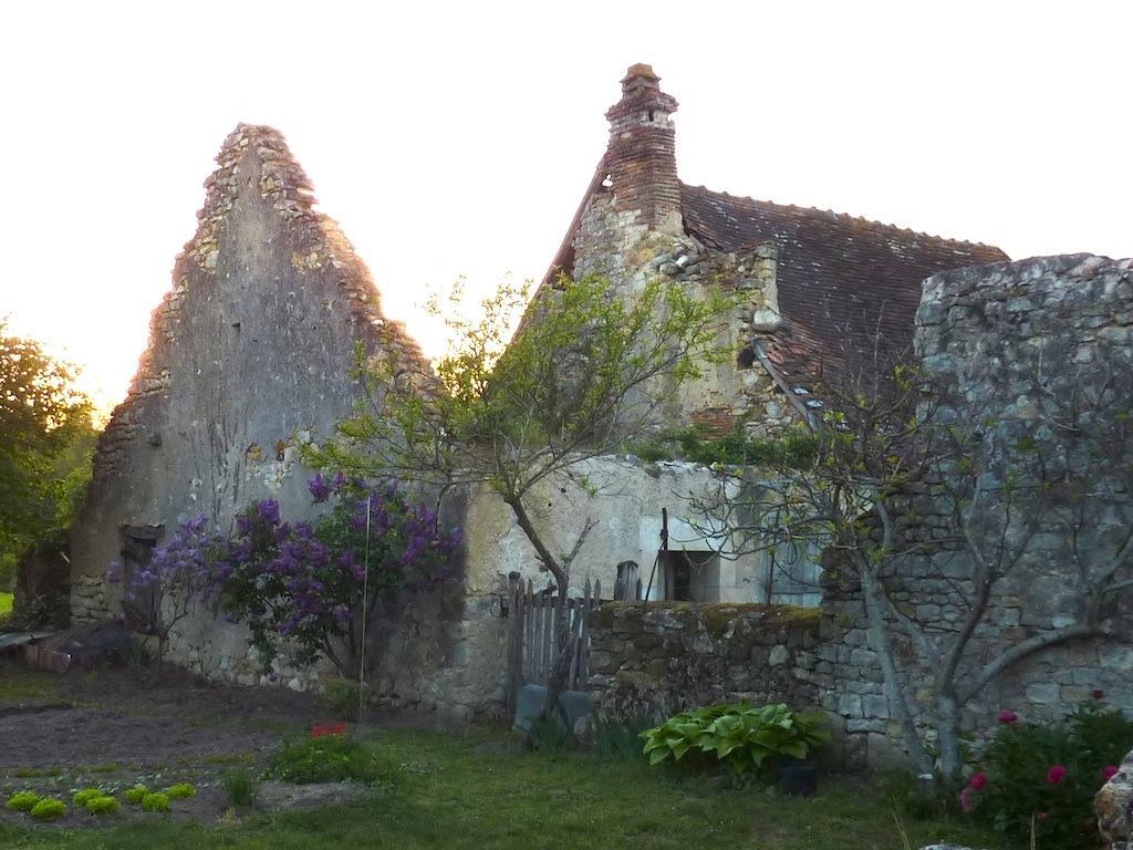 Le Logis Alexandra Bnb La Trimouille Eksteriør billede